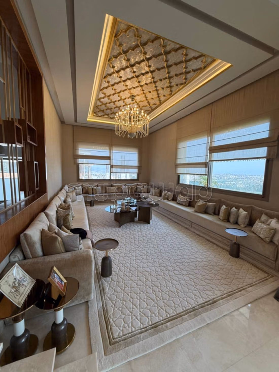Belle villa à vendre à Tanger au Mont Grand avec 4 magnifiques chambres. Meublé