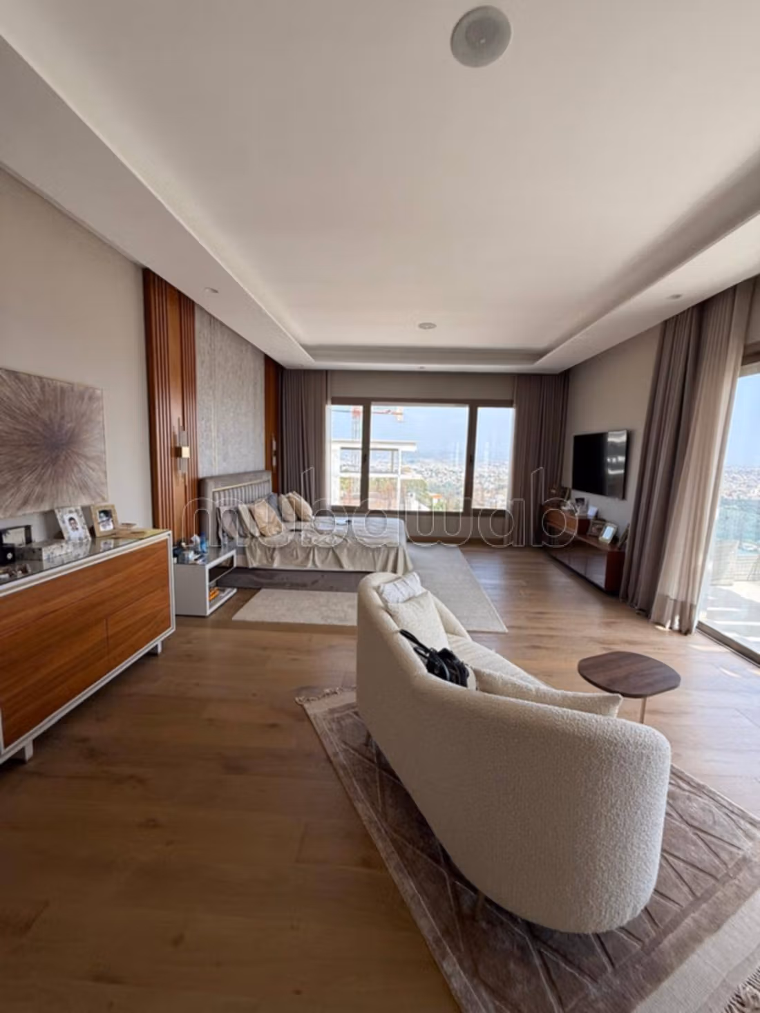 Belle villa à vendre à Tanger au Mont Grand avec 4 magnifiques chambres. Meublé
