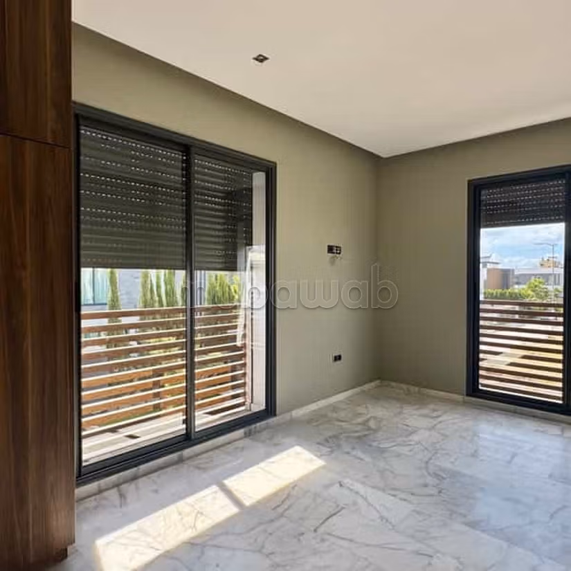 Villa in Affitto di 439.0 m² a Dar Bouazza, Tamaris1