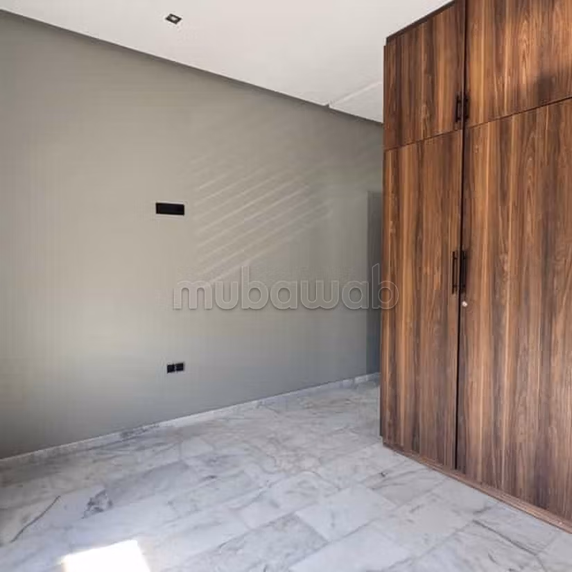 Villa in Affitto di 439.0 m² a Dar Bouazza, Tamaris1