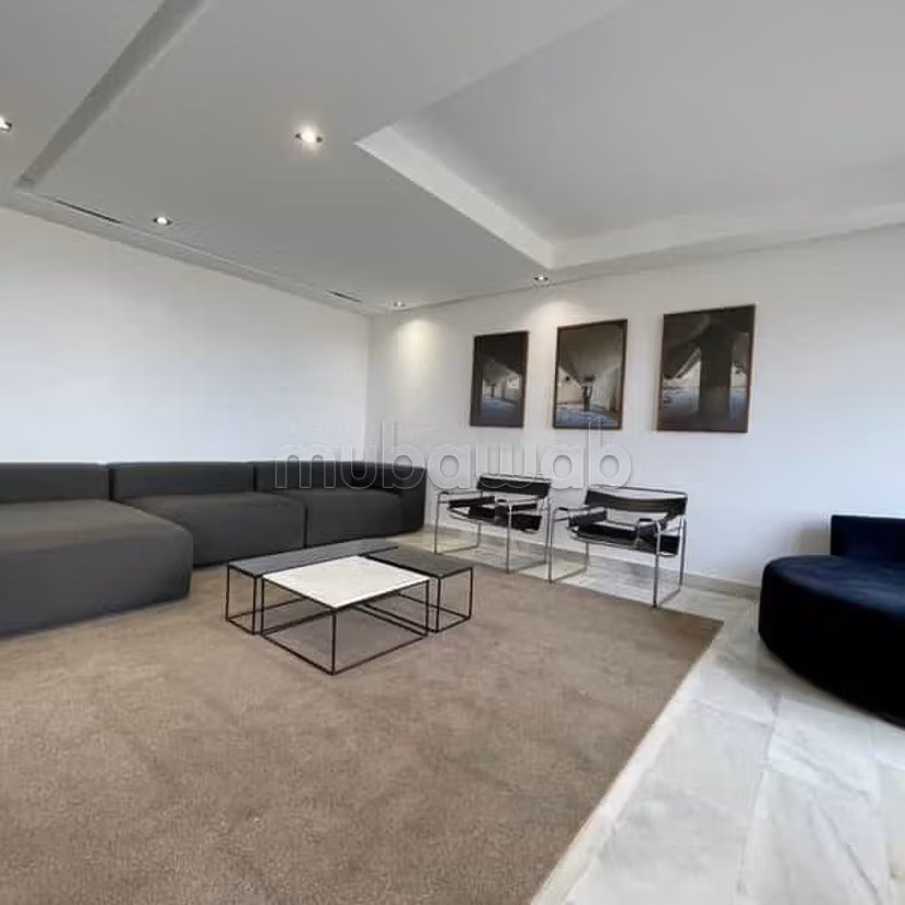 Appartamento in Affitto di 185.0 m² a Casablanca, Bourgogne Anfa