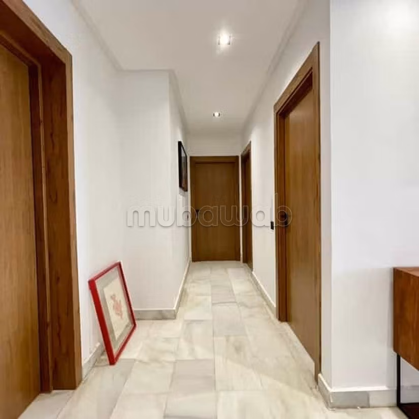 Appartamento in Affitto di 185.0 m² a Casablanca, Bourgogne Anfa