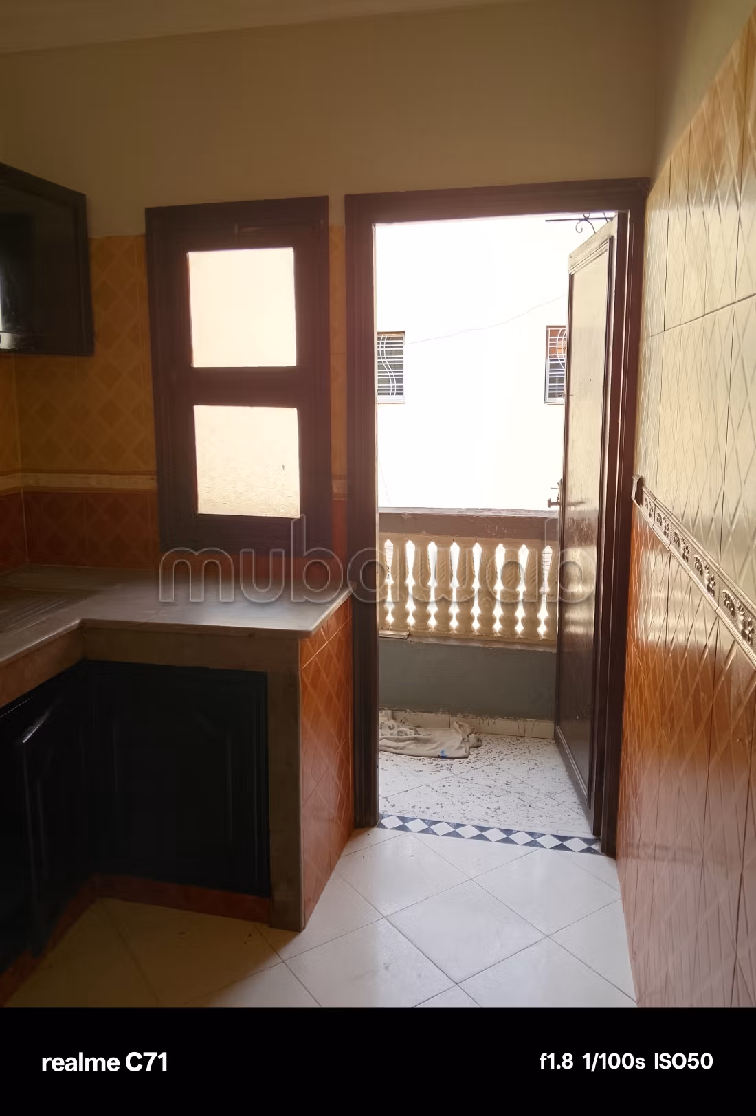 Apartment for sale in Imarat. 2 lovely rooms. Balcony