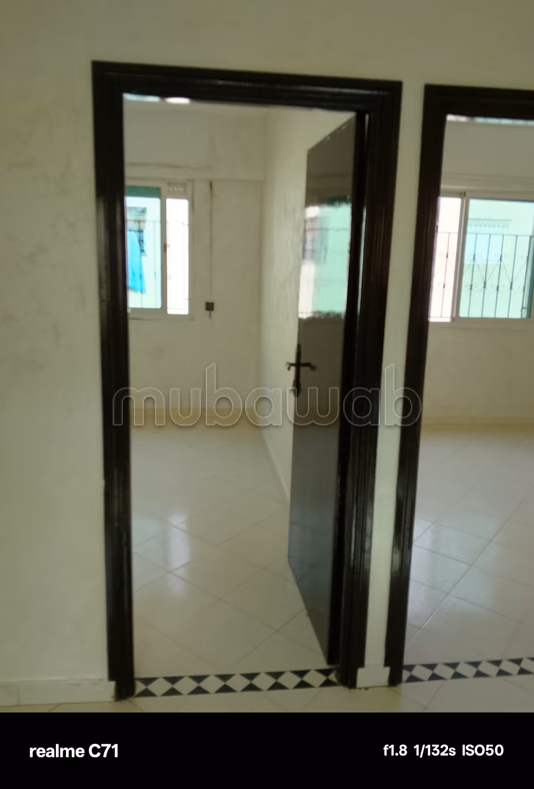 Apartment for sale in Imarat. 2 lovely rooms. Balcony