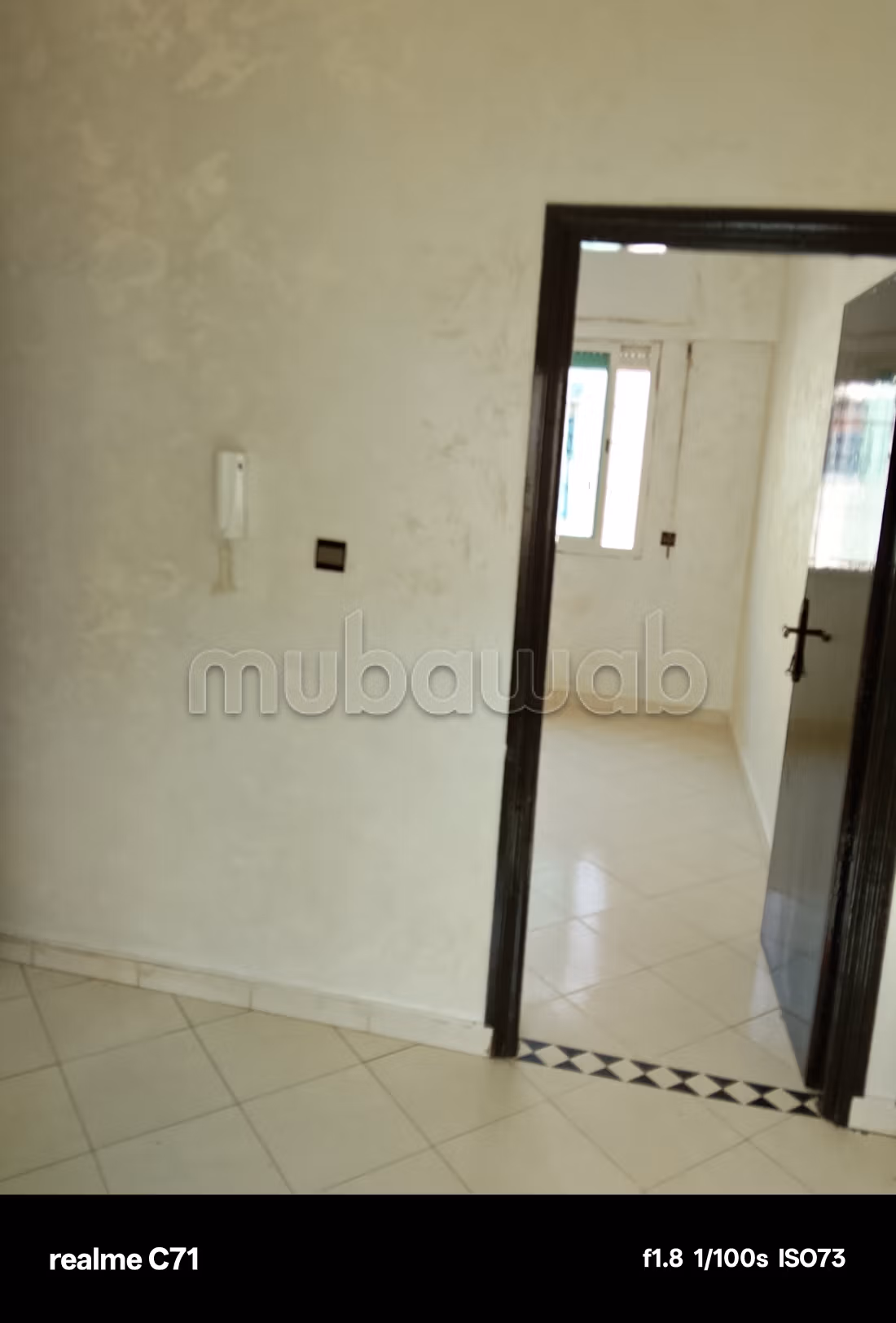 Apartment for sale in Imarat. 2 lovely rooms. Balcony