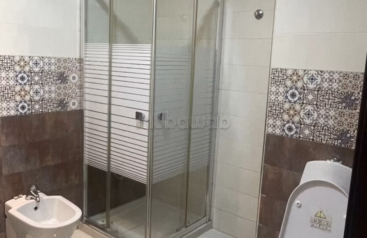 Spacieux appartement a Tanger a vendre avec place garage titré surface 128 m² – quartier administratif — 3