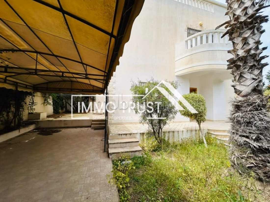 Villa S4 con giardino e piscina a Gammarth