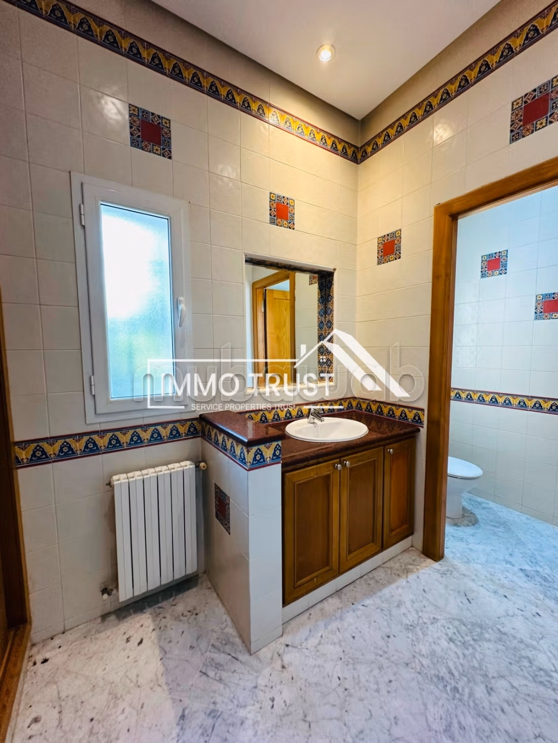 Villa S4 avec jardin et piscine à Gammarth