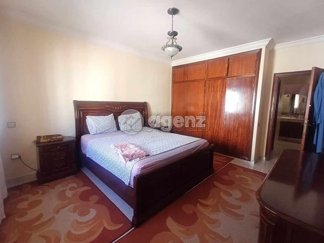Appartement 95 m² à Hay Al Horria — 2