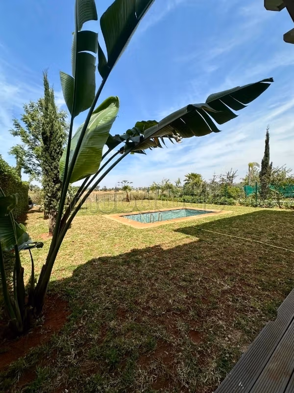Somptueux Rez de Jardin avec Piscine Privative et Vue Golf – Résidence Haut Standing