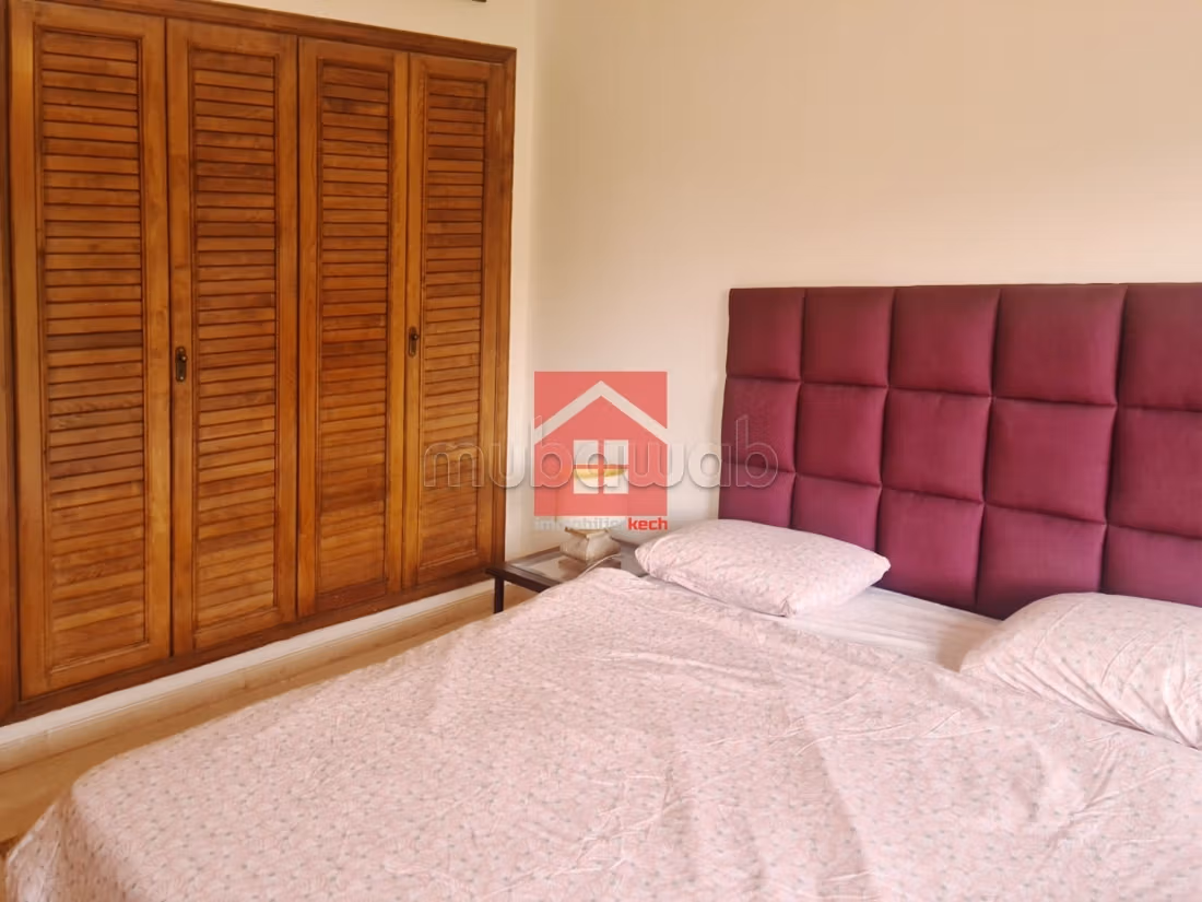 Appr à Vendre Avec Piscine et Salle de Sport — 6