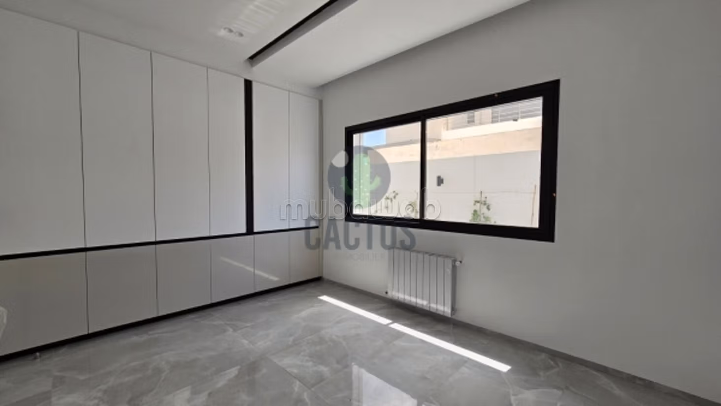 For Sale Villa with Pool in Cité Diamonds Hamma