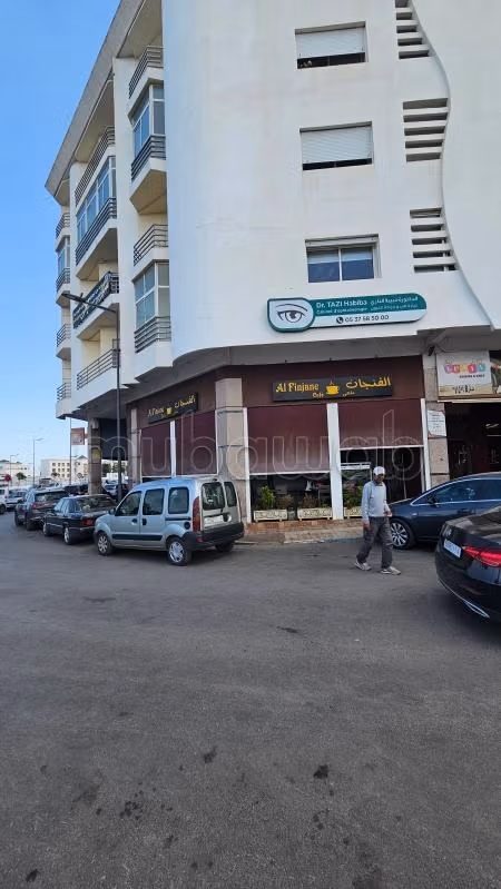 Café en venta en Temara frente a la estación