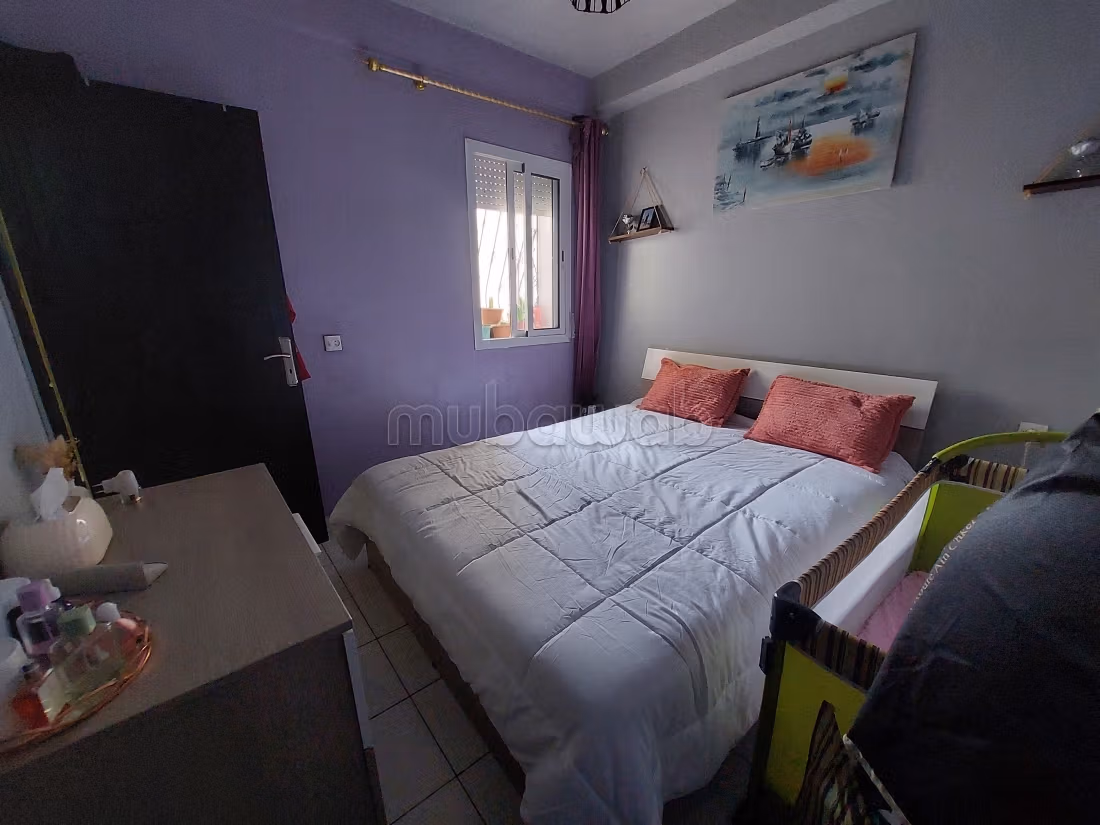 Bel appartement à vendre à Mont Fleuri. 3 belles chambres. Porte blindée, antenne parabolique — 2