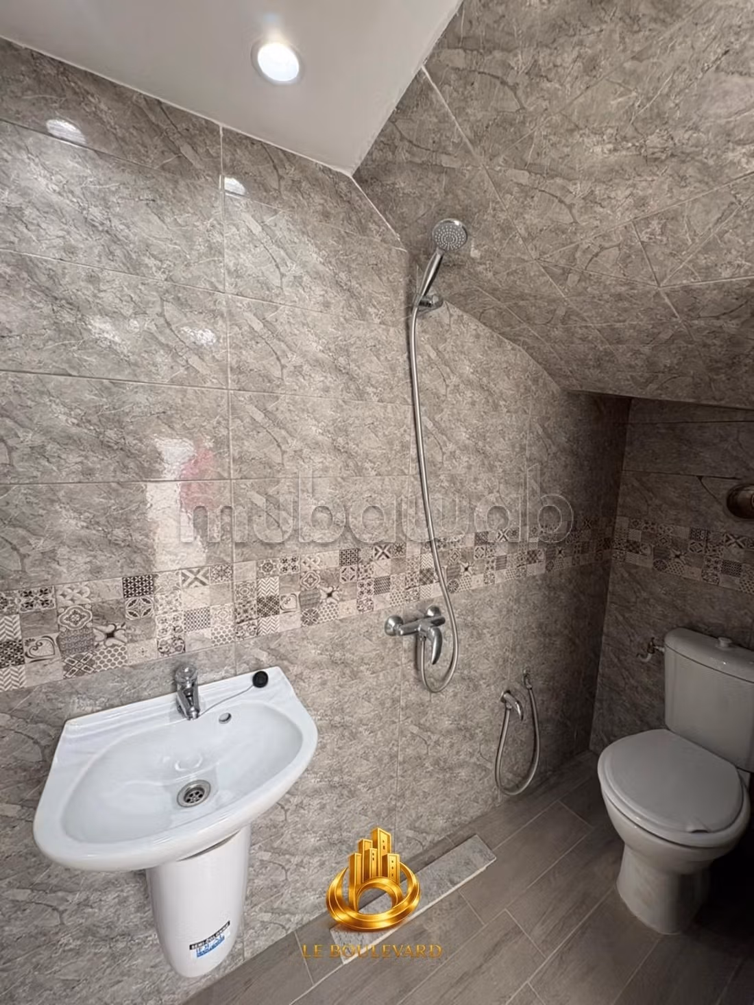 In Affitto Piano di Villa S2 a Bir Challouf, Nabeul