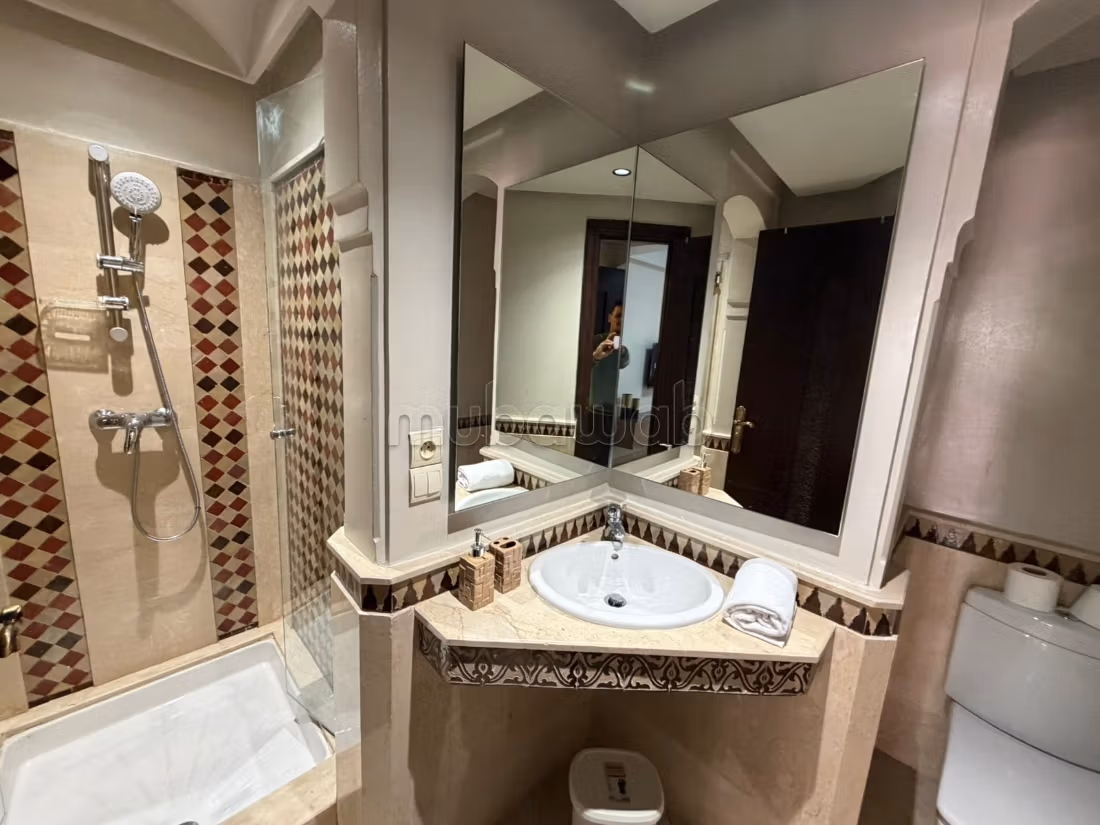 Appartement 150 m² f Boulevard Med 6 — 7