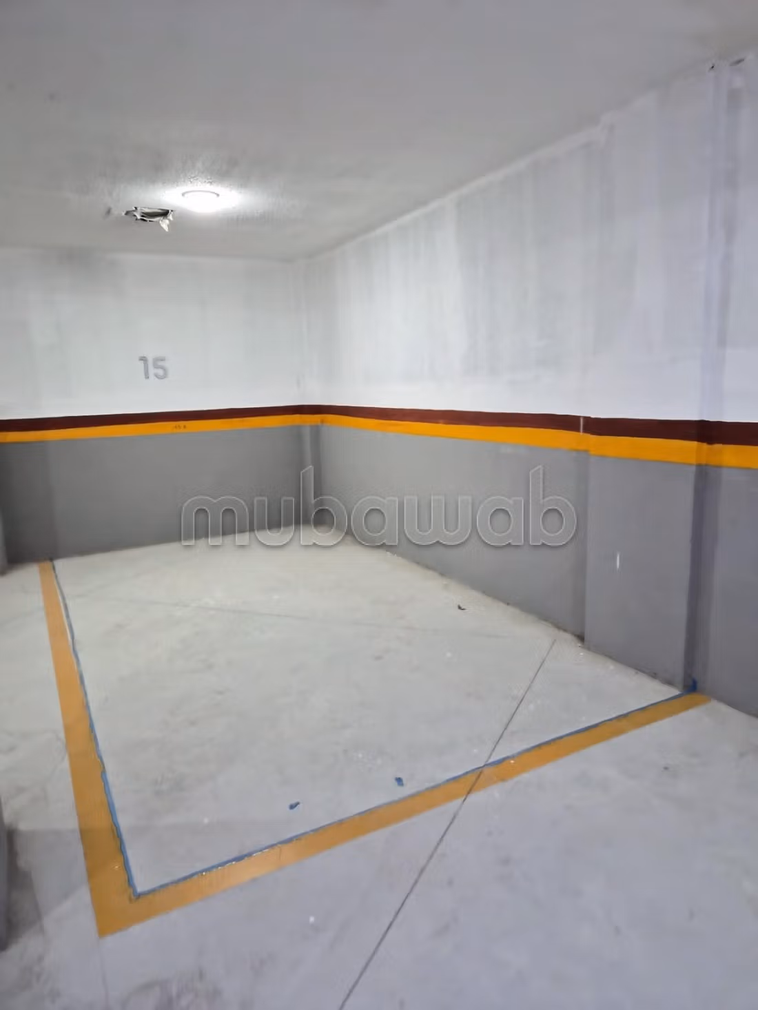 Se alquila este piso en Les Hôpitaux. Dimensión 78 m². Sin ascensor, gran terraza