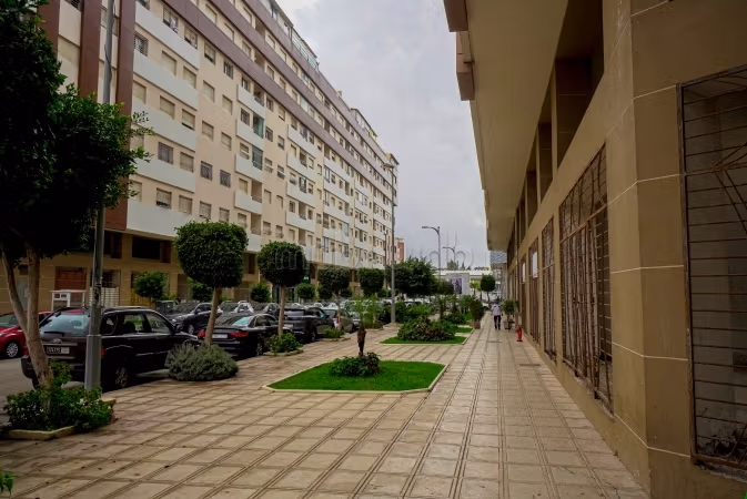 Local comercial de 450 m² en alquiler en Tánger.