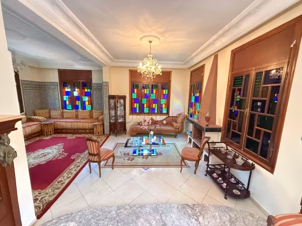 Venta de una superbe villa en harhoura Beethoven