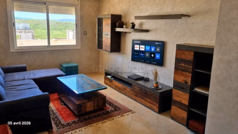 Bel appartement meublée à louer 
Riad salam 
Tanger
