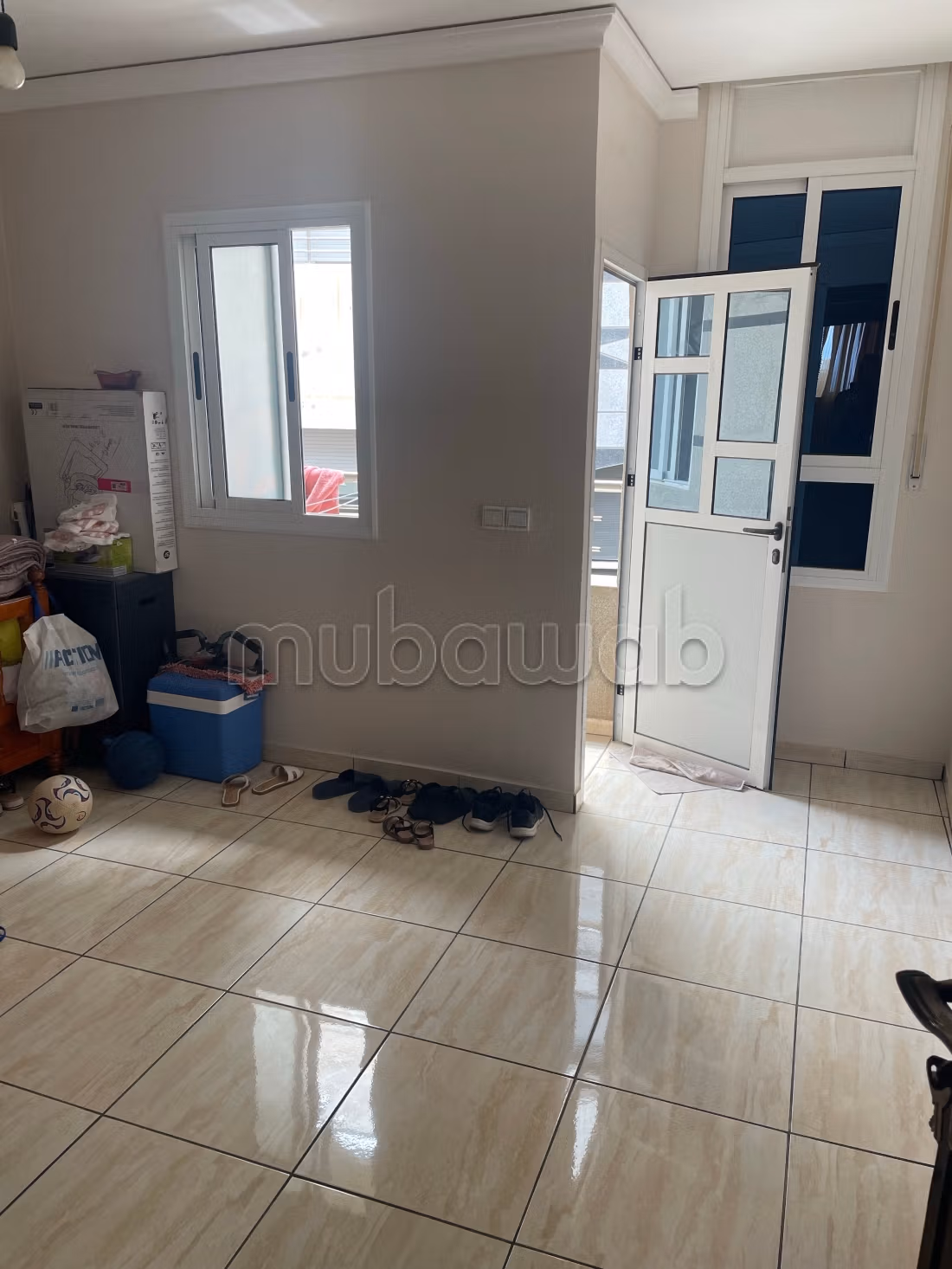 Vendita di un bell'appartamento. 4 locali. Salone marocchino e antenna parabolica