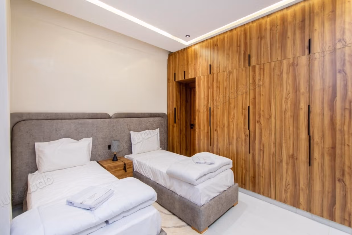 Te koop nieuw gebouw project villa van 4 slaapkamers en ook type 3 suites en 3 badkamers met een privézwembad op 10 minuten van de luchthaven en 20 minuten van het stadscentrum van Marrakech