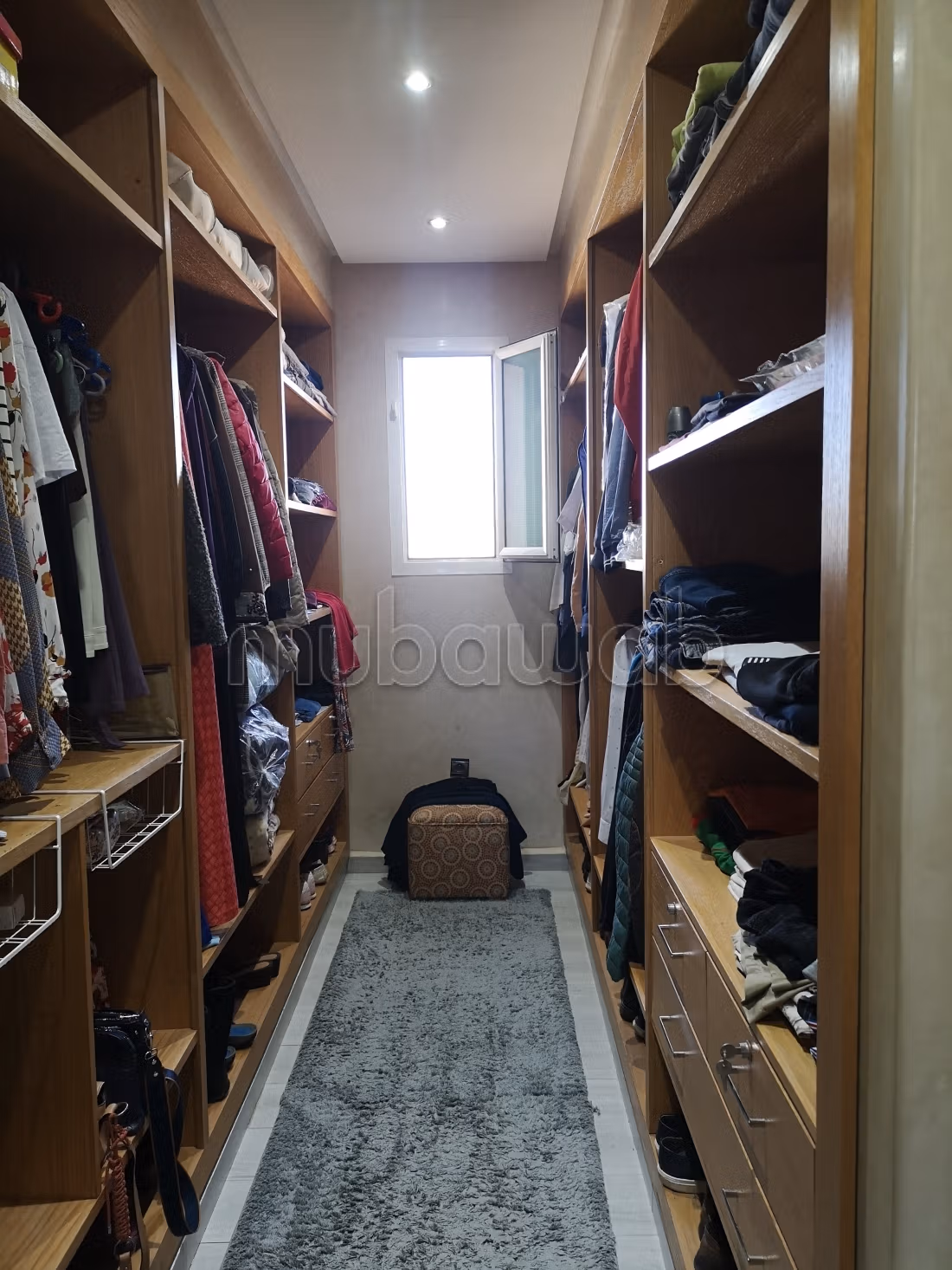 Anuncio para vender una villa