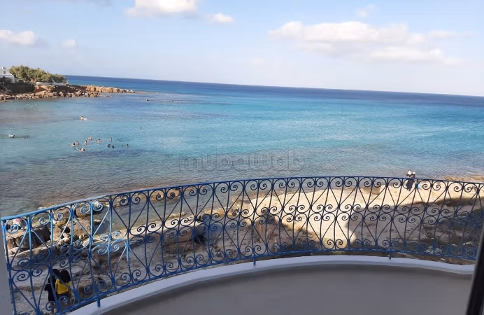 Appartement pied dans l eau plage fatha Kelibia