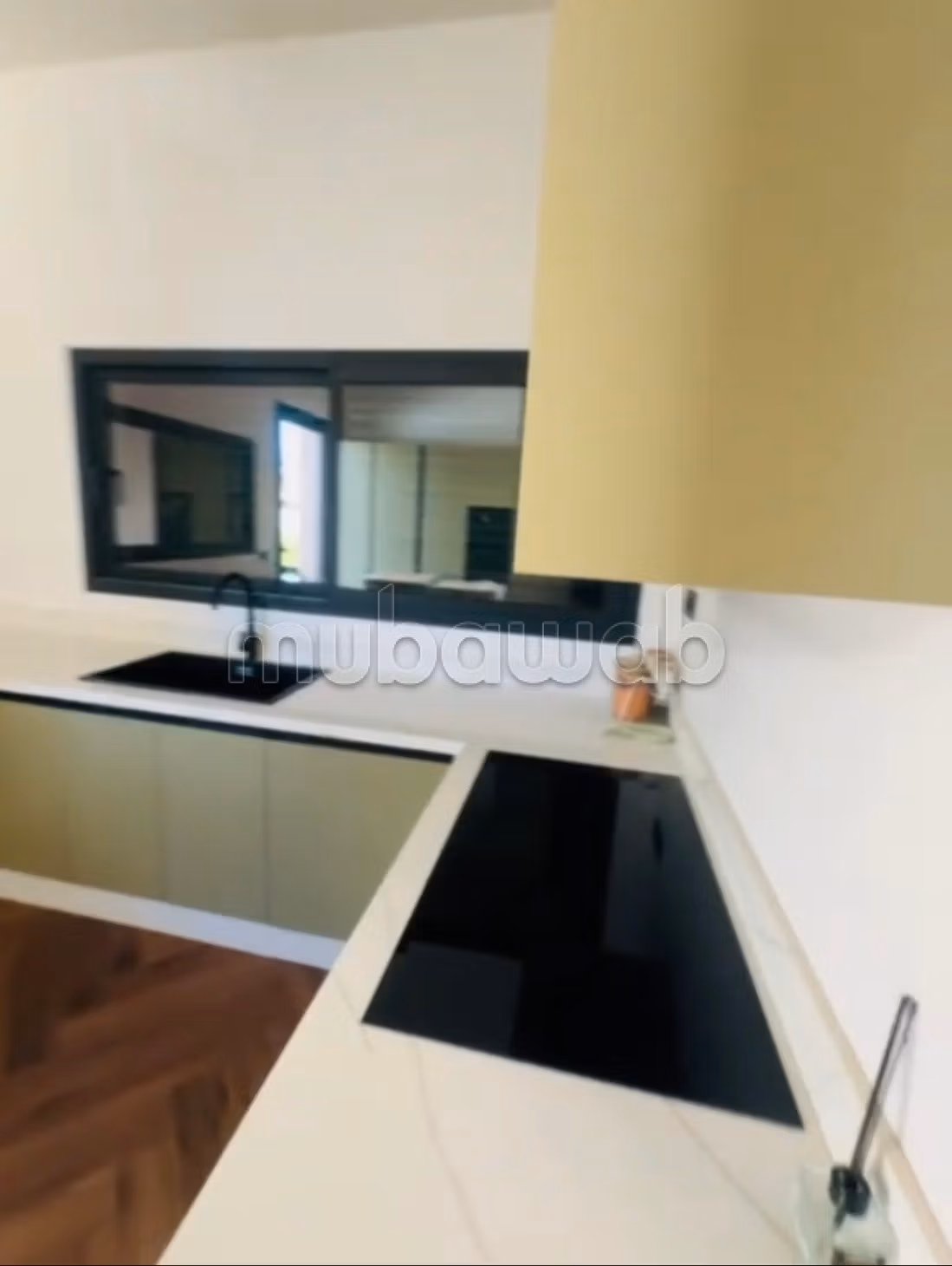 Magnifique villa à vendre à Avenue Mohamed 6, 
Surface totale 500m²