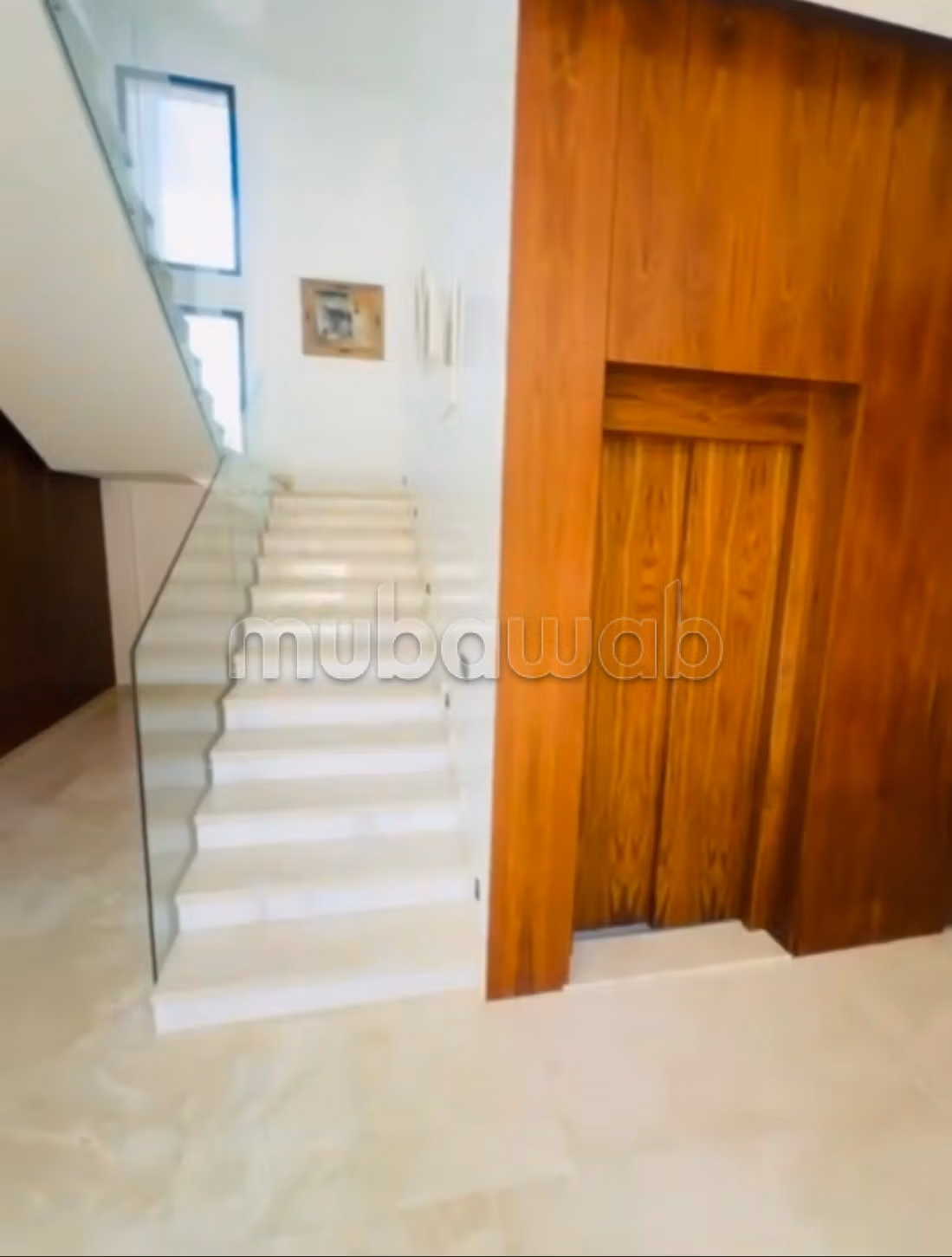 Magnifique villa à vendre à Avenue Mohamed 6, 
Surface totale 500m²