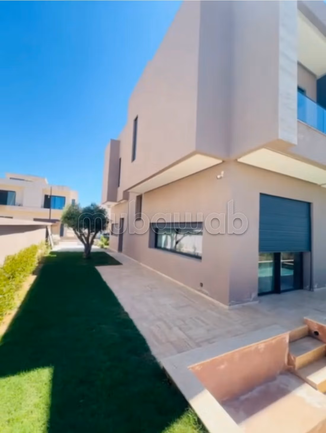Magnifique villa à vendre à Avenue Mohamed 6, 
Surface totale 500m²