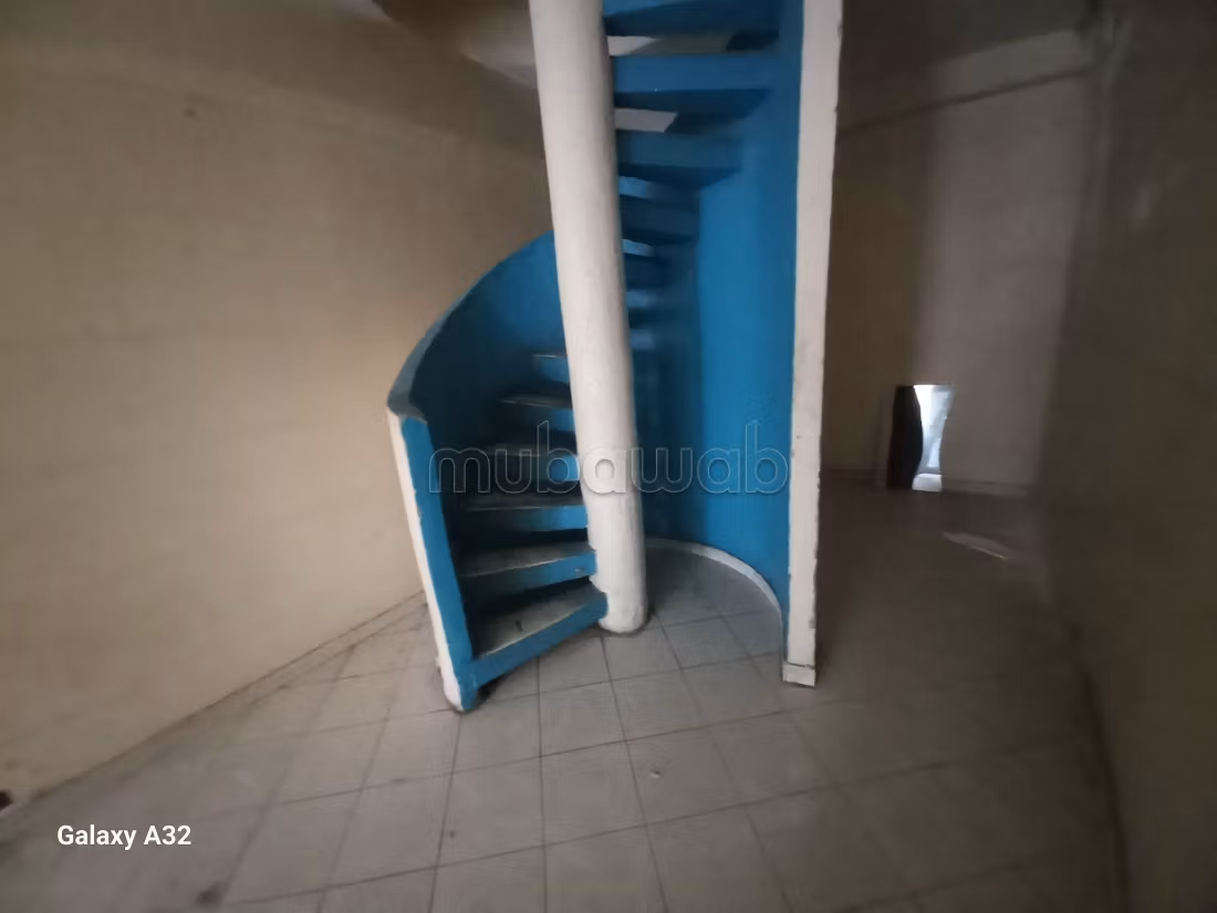 Offices & shops for sale in Riviera. Surface area 66 m²
