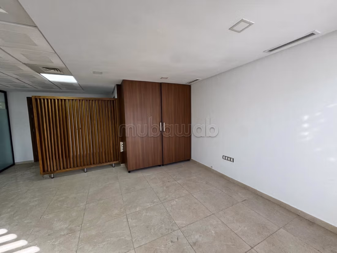Piattaforma ufficio di 60 m² a Bouskoura