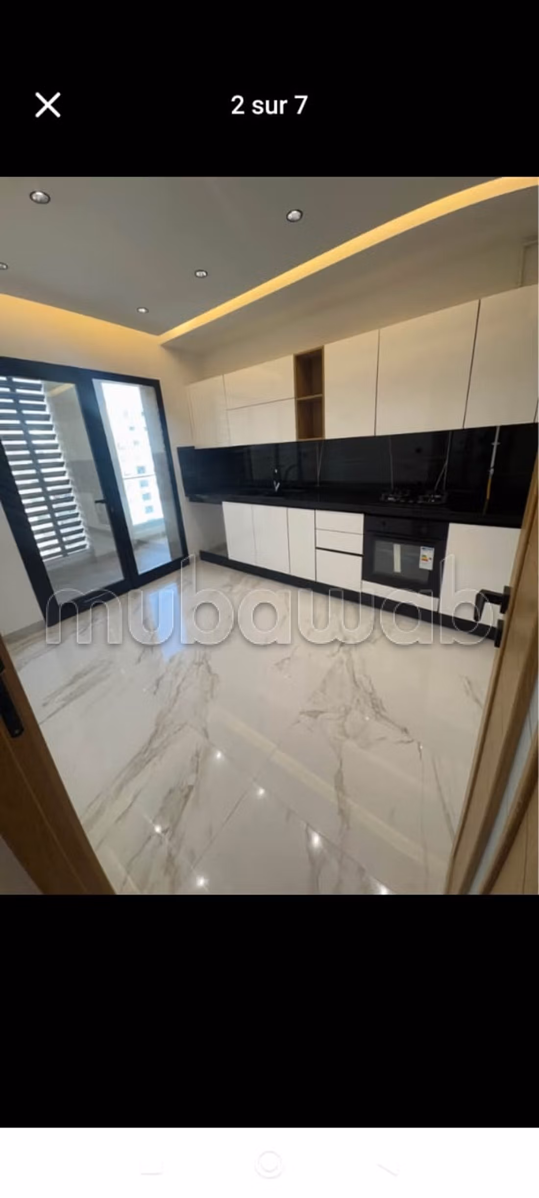 Empty S2 Apartment for Rent with Lake View