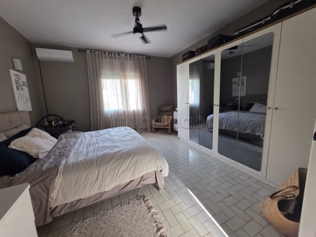 Bella villa vuota in affitto a Cil
