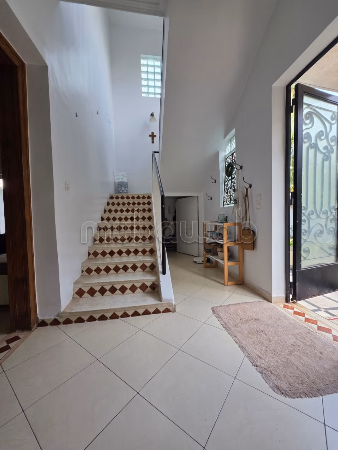 Bella villa vuota in affitto a Cil