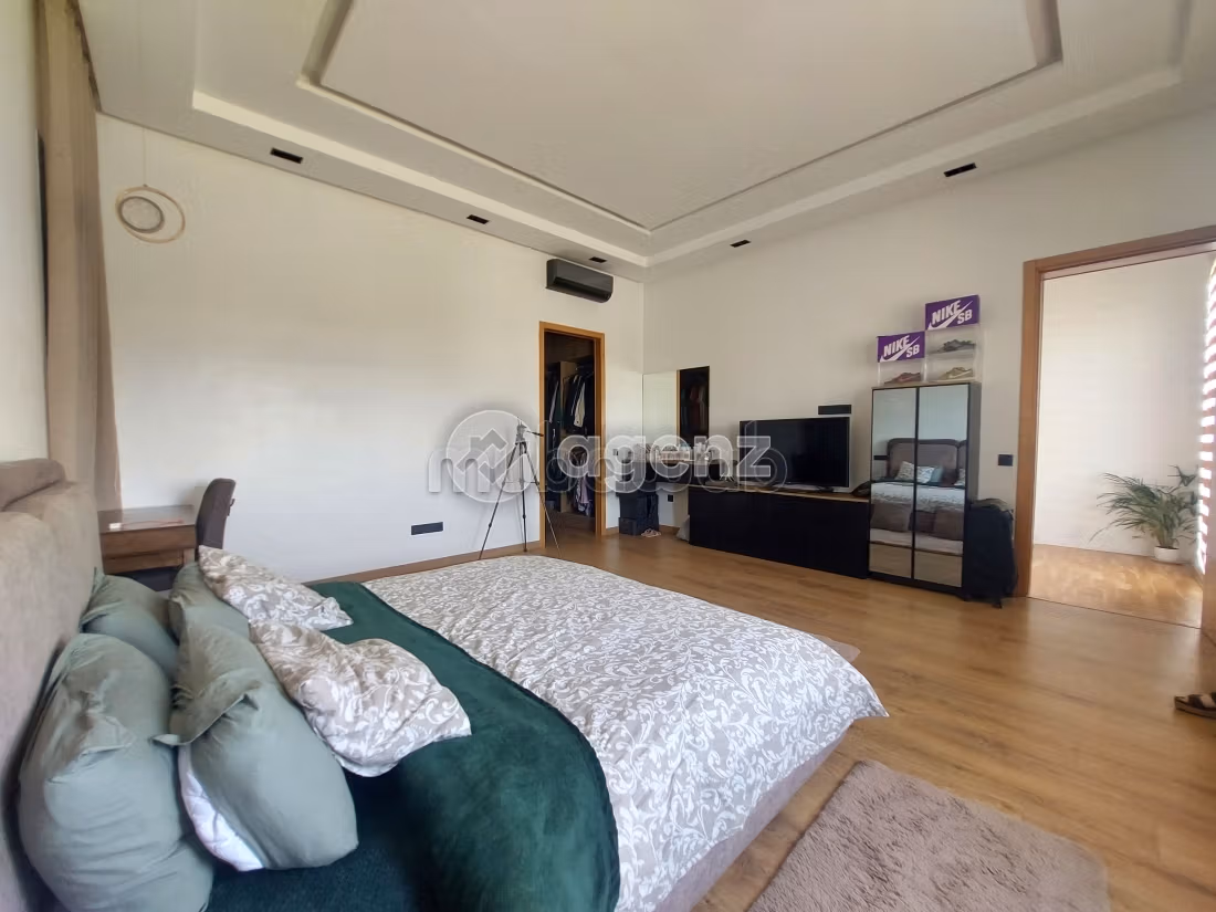 Villa in vendita 437 m², 4 camere Bouskoura Bouskoura