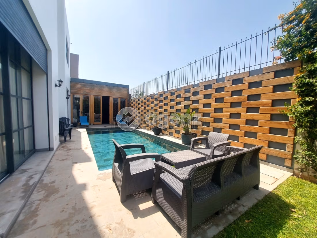 Villa in vendita 437 m², 4 camere Bouskoura Bouskoura