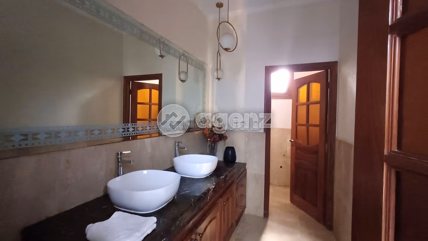 Villa à vendre 630 m², 5 chambres Sidi Maarouf Casablanca
