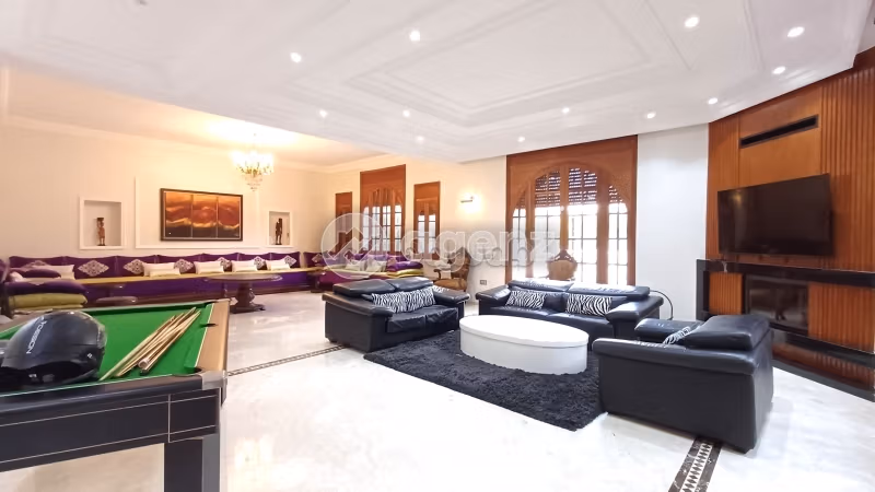 Villa te koop 630 m², 5 slaapkamers Sidi Maarouf Casablanca