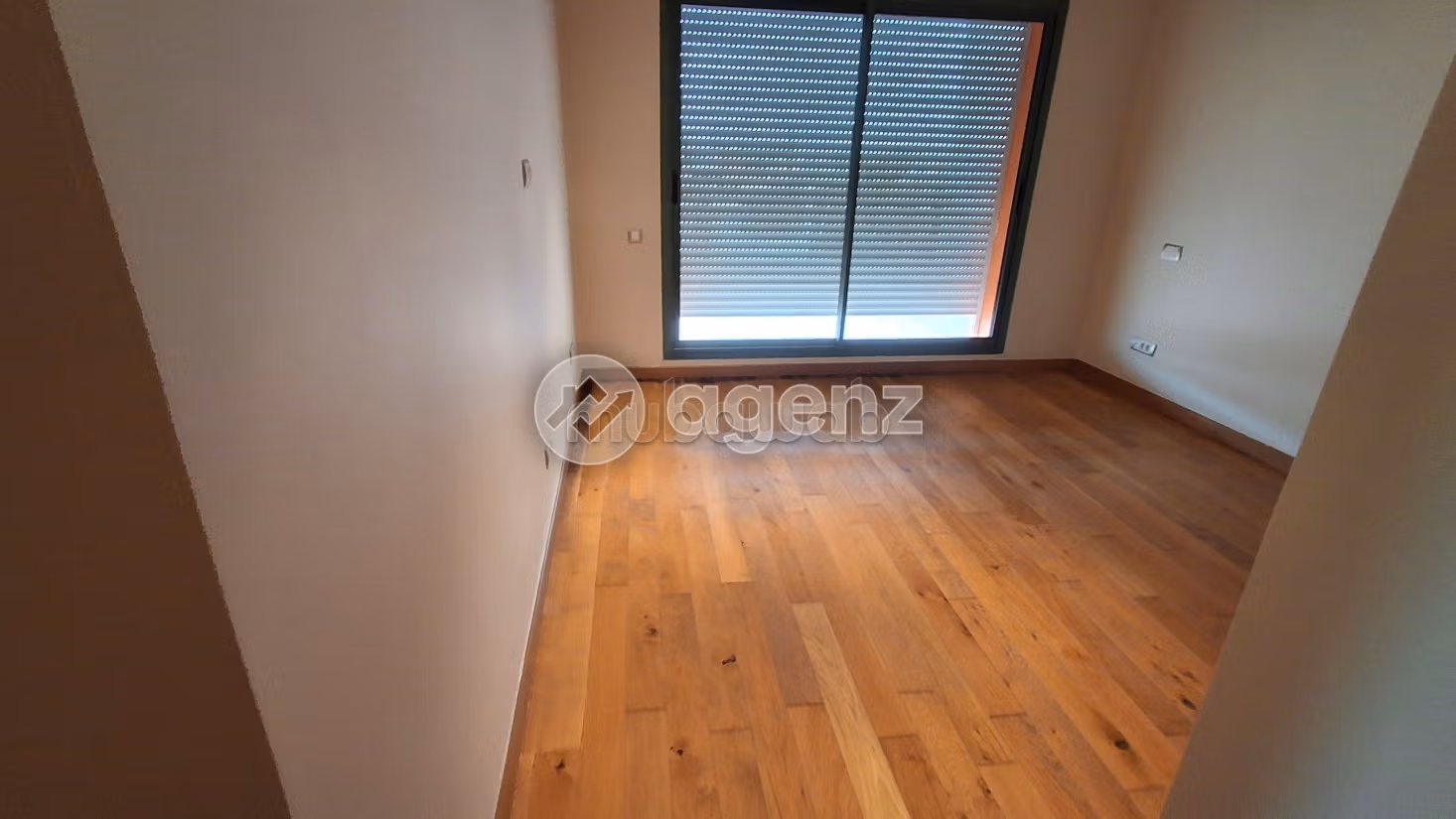 Duplex à vendre 306 m², 4 chambres Aéroport Mohammed V Bouskoura