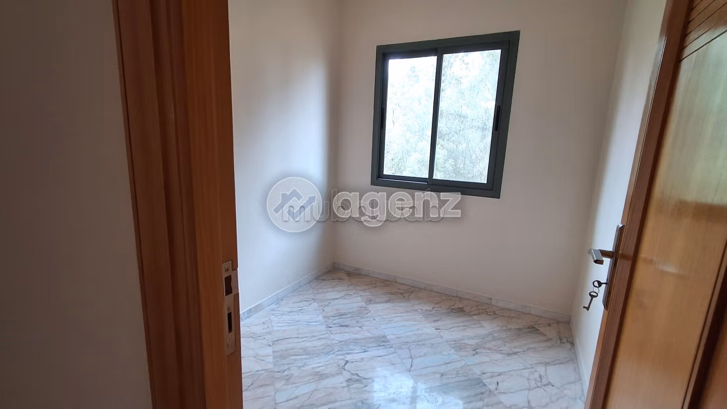 Duplex à vendre 306 m², 4 chambres Aéroport Mohammed V Bouskoura