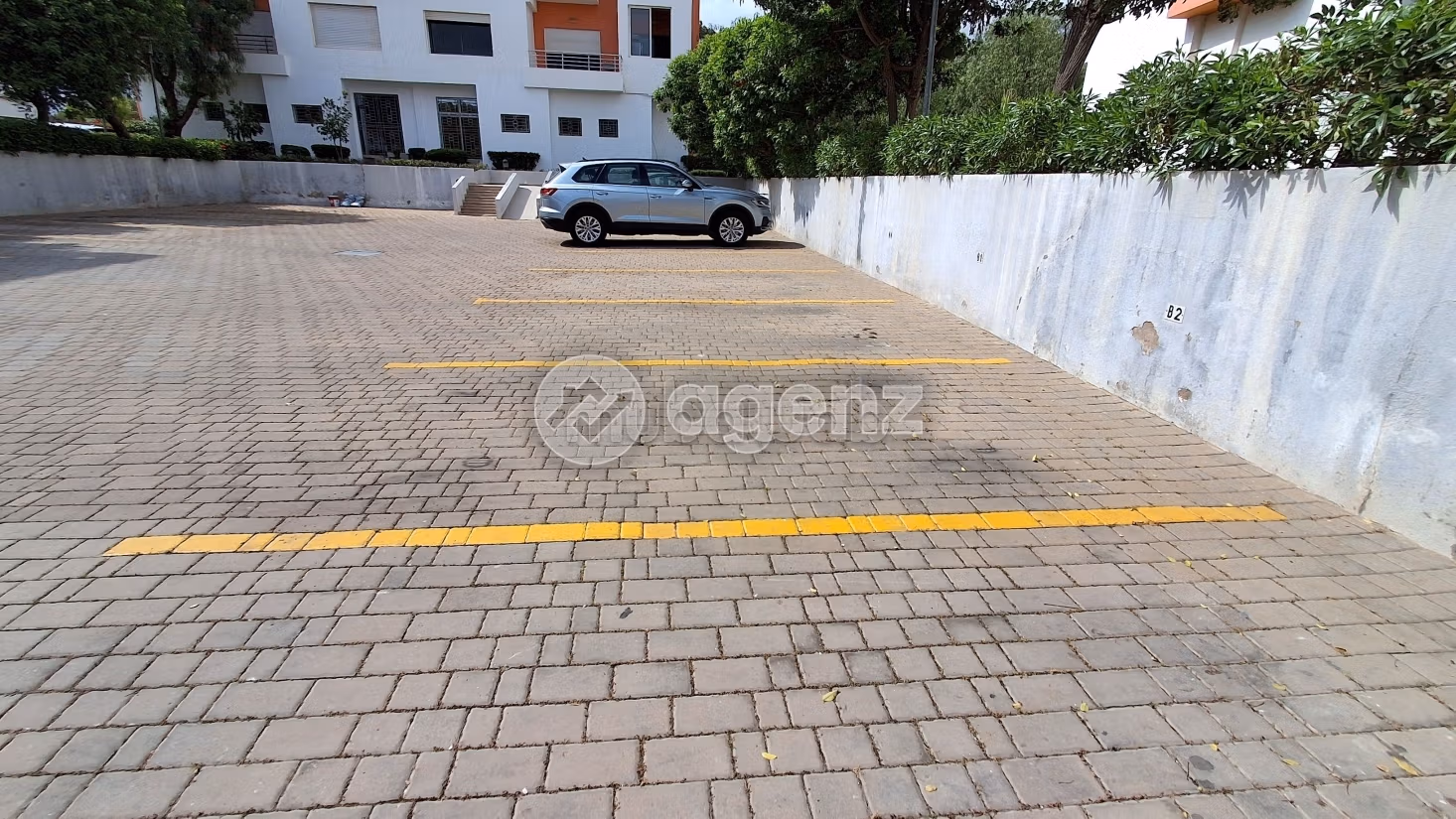 Duplex à vendre 306 m², 4 chambres Aéroport Mohammed V Bouskoura