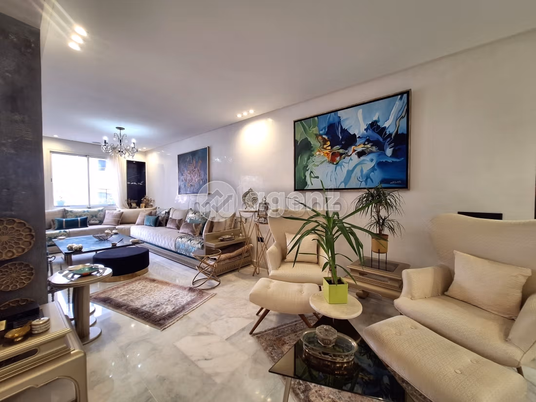 Appartement 247 m² à Racine — 17