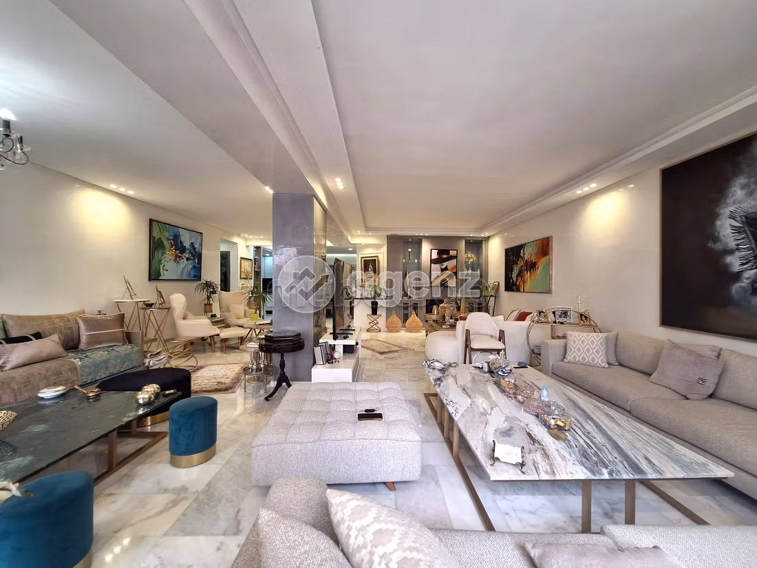 Appartement 247 m² à Racine — 18