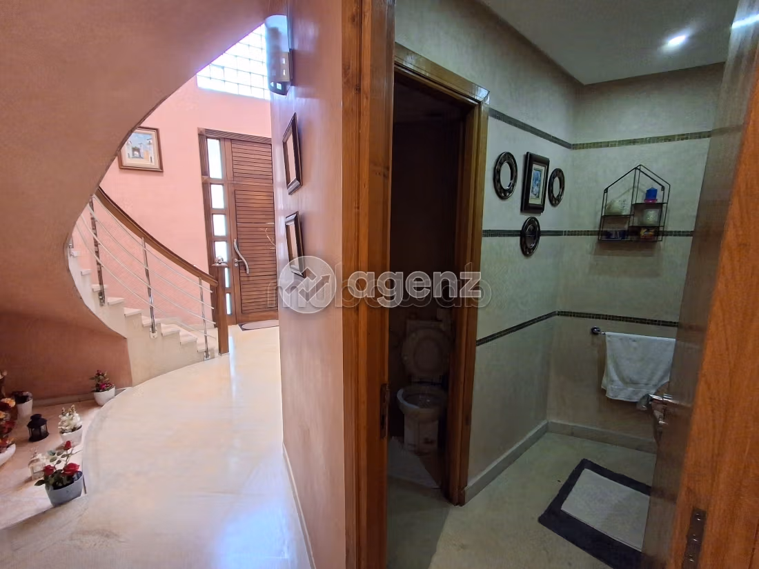Villa te koop 469 m², 5 slaapkamers Sidi Maarouf Casablanca