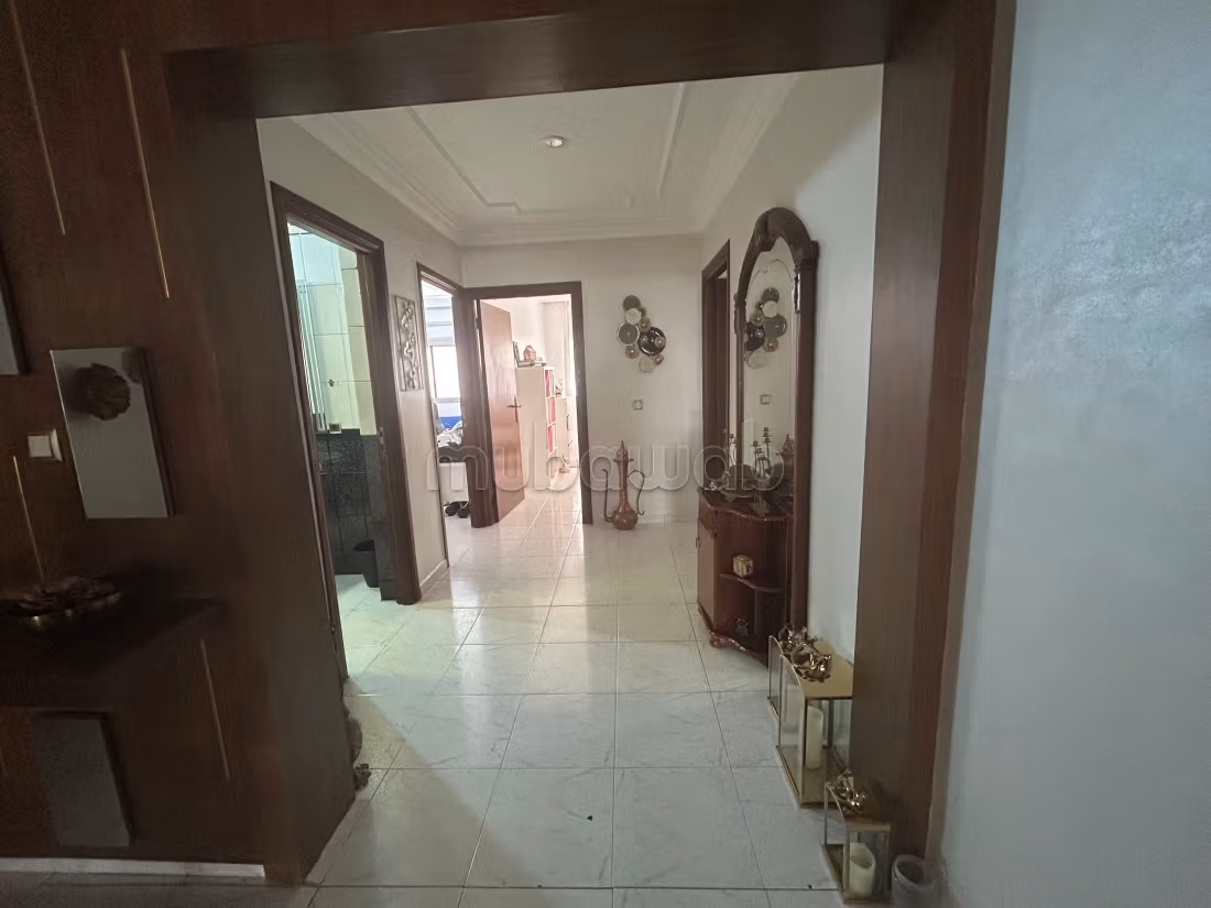Grand apprtement meublé quartier burger, maarif