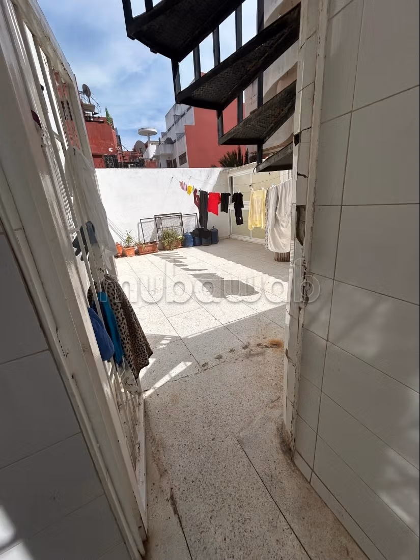 Grand apprtement meublé quartier burger, maarif