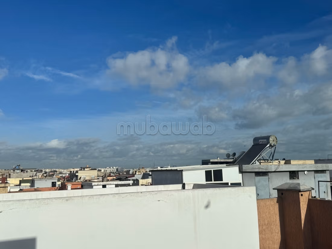 Offices for rent in Sidi Maarouf. Total area 51 m². With lift