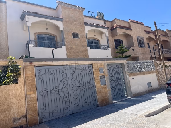 عنوان ملكية